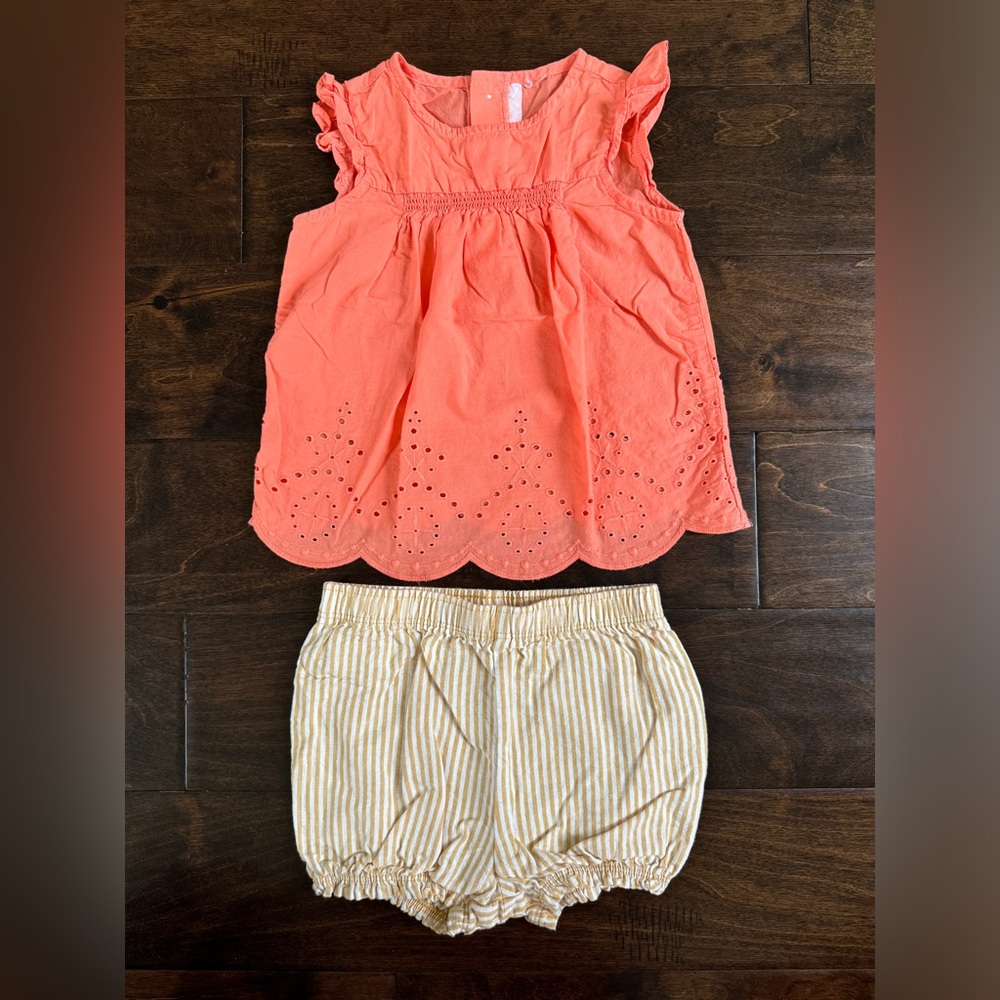 CARTER’S | Toddler Girl Top and Shorts Set - 24 Months
